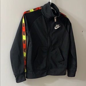 Nike track jacket size 3t